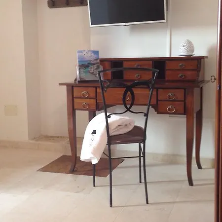 Le Dimore Del Finoglio Maison d'hôtes 3*