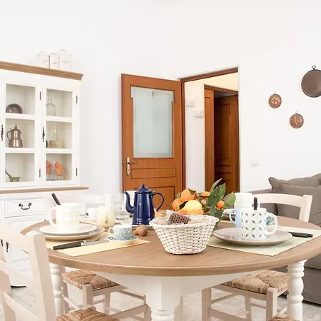 Le Dimore Del Finoglio Maison d'hôtes