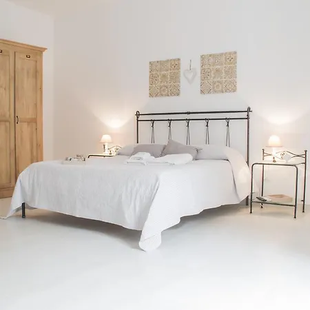 Le Dimore Del Finoglio 3* Conversano